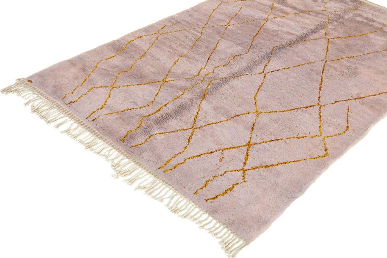 Artistic Berber Carpet for Modern Spaces- Beni Ourain Moroccan Rug