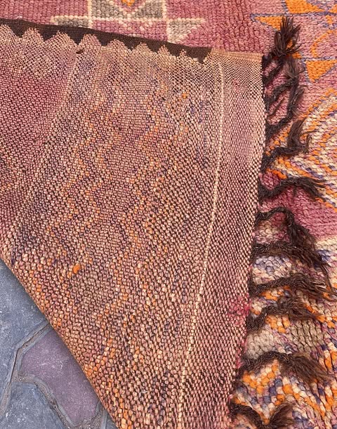 Alter Teppich   320 x 160 cm – Unikat  V30