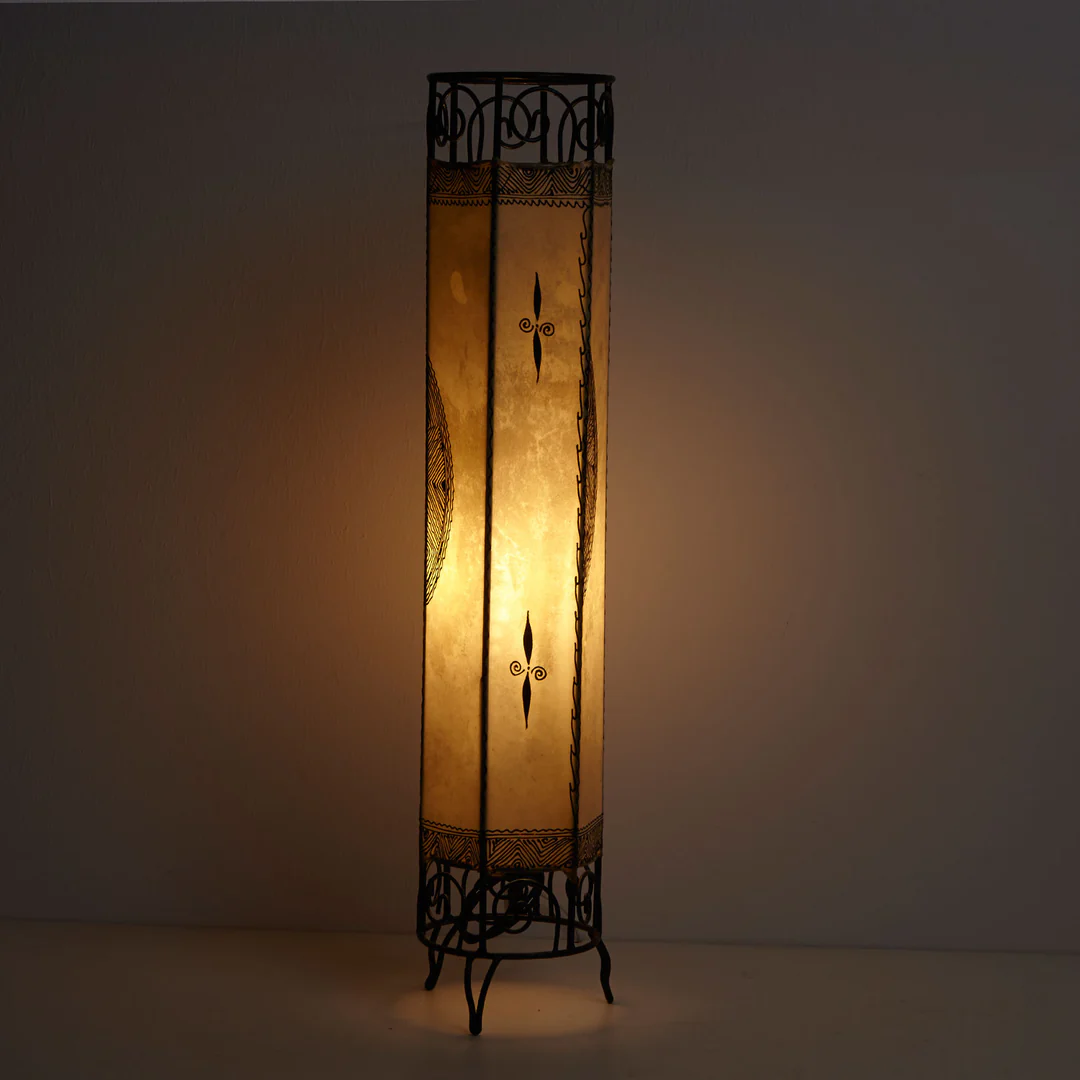 Boho Stehlampe aus Ziegenleder