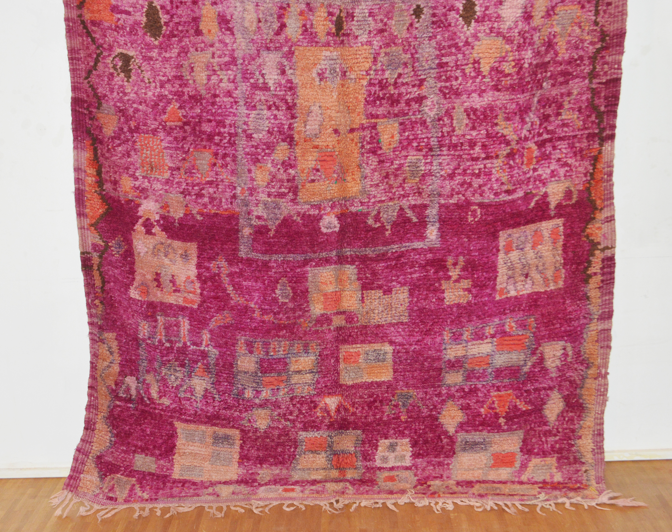 Beni Mguild TN 127 /  355 x 172 cm