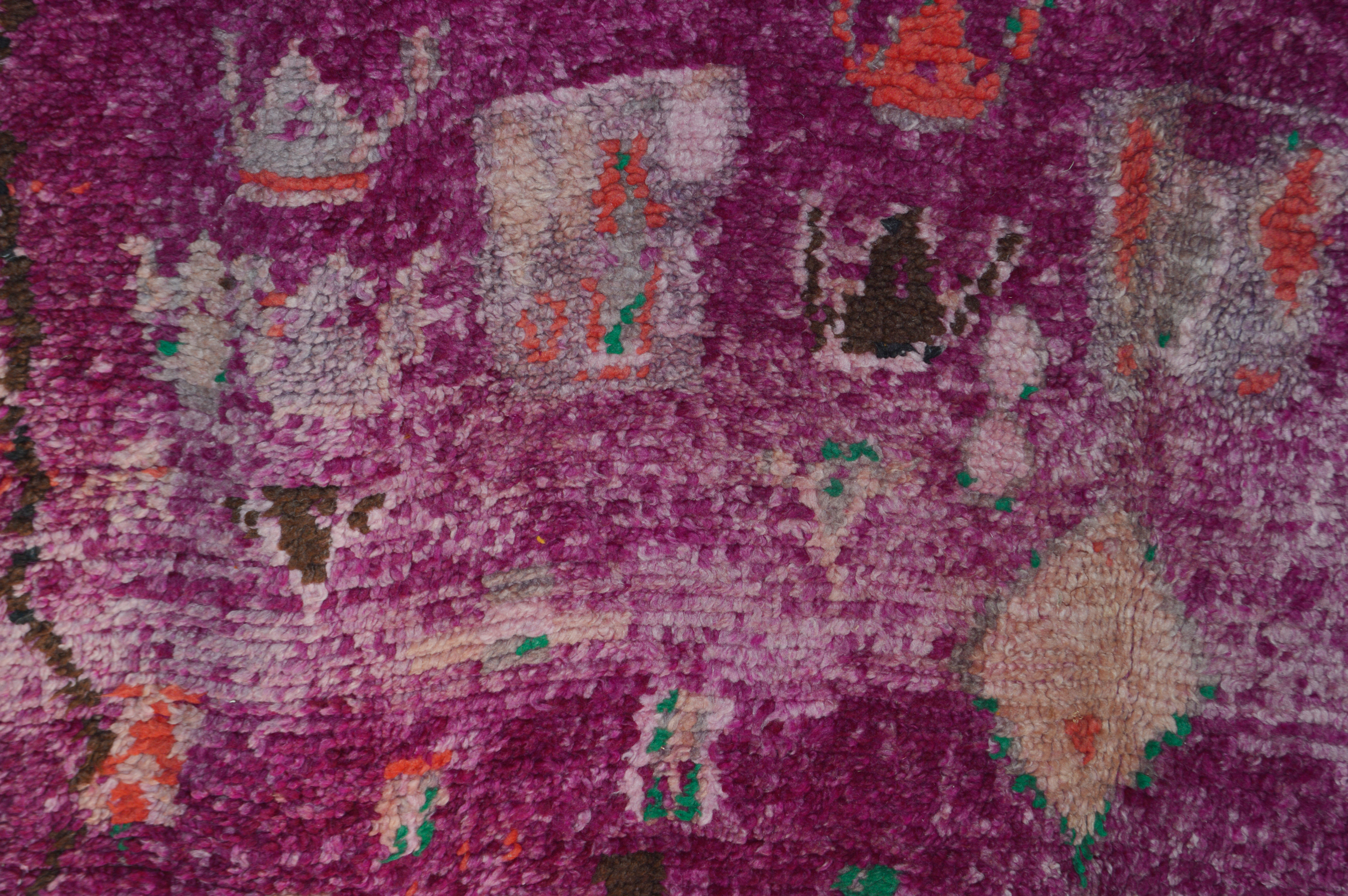 Beni Mguild TN 127 /  355 x 172 cm