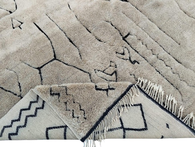 Custom Moroccan Rugs | Handmade Berber Carpets | Beni Ourain Wool Rugs