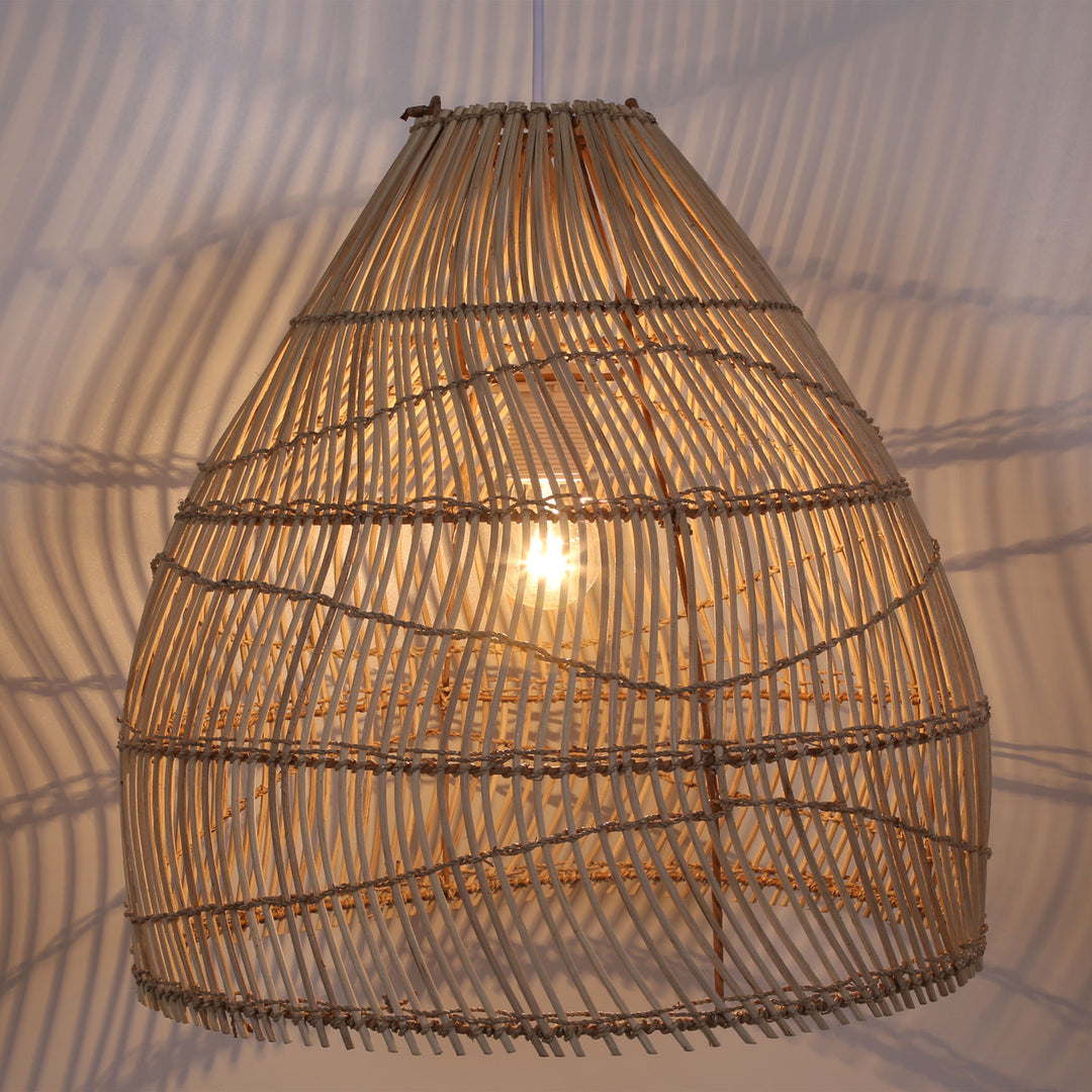 Pendellleuchte aus Rattan