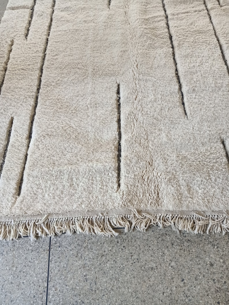 Custom Moroccan Rugs | Handmade Berber Carpets | Beni Ourain Wool Rugs