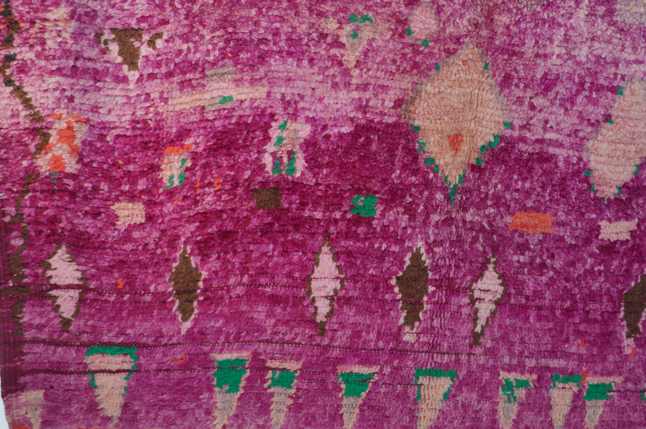 Beni Mguild TN 127 /  355 x 172 cm